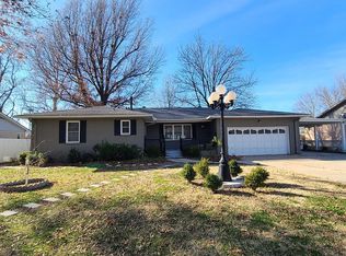 504 Meadowlark Ln, Commerce, OK 74339