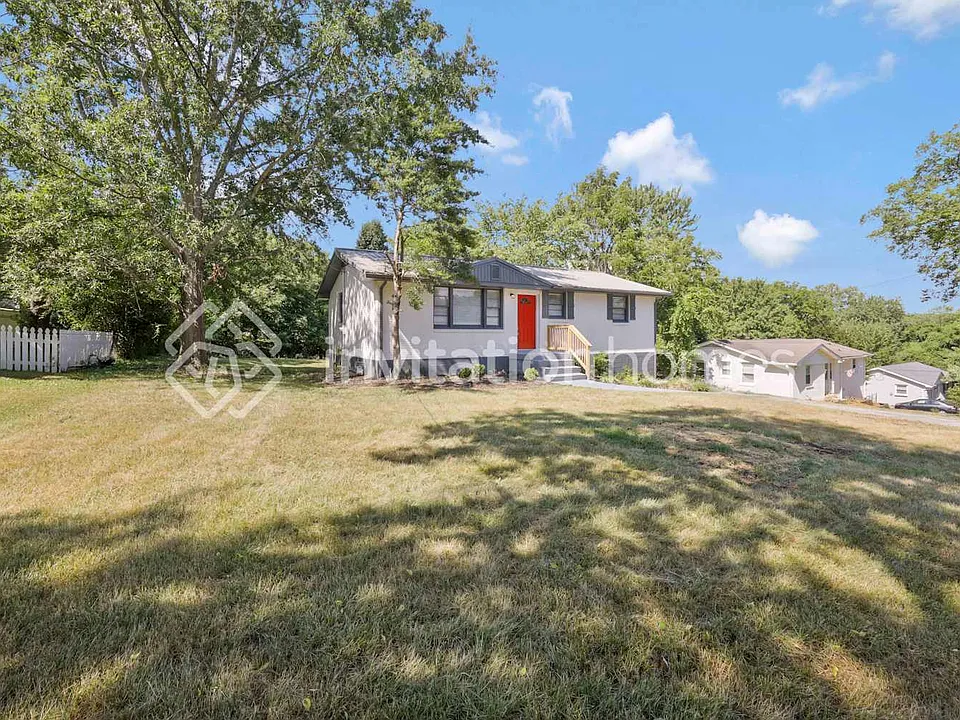118 Robinhood Cir