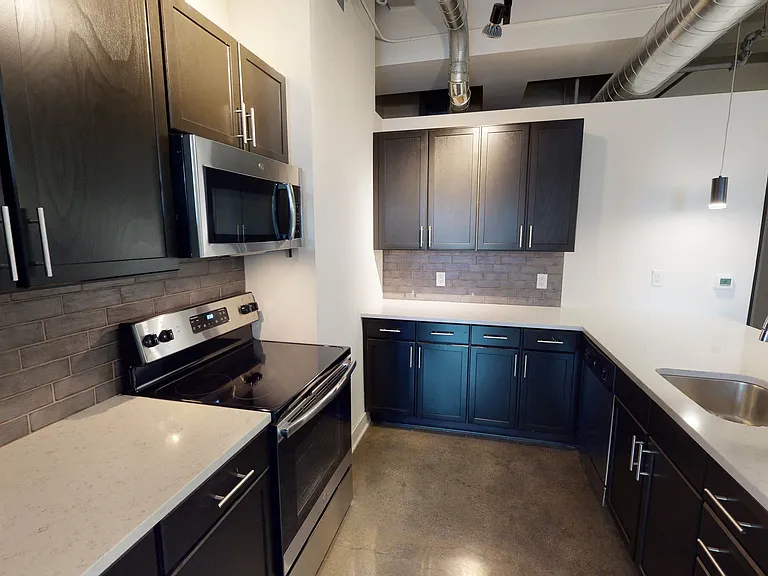 Maxwell Lofts — Photo 70