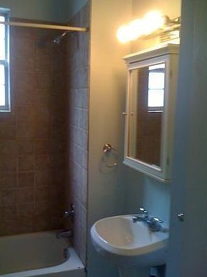 5th image of 2032 Valmont St