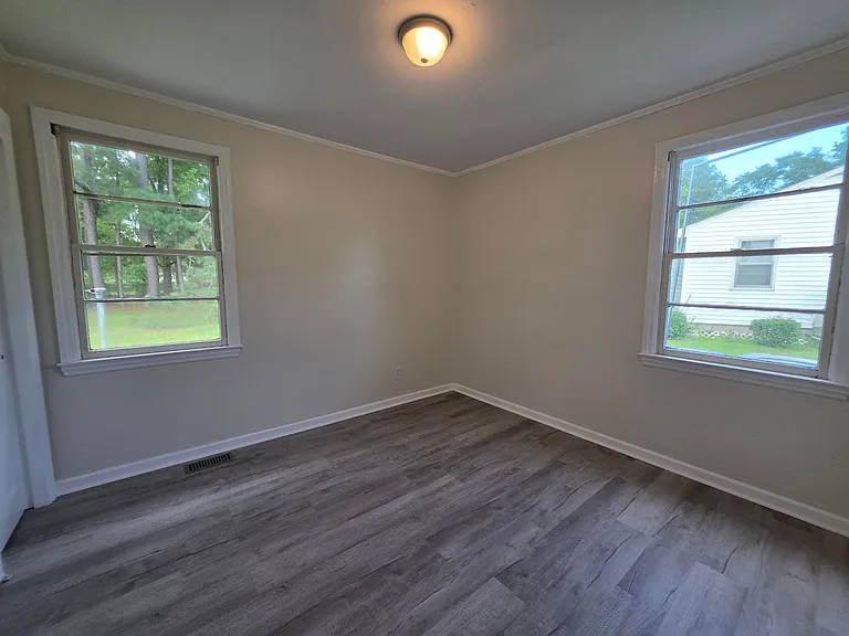 2266 Onslow Dr — Photo 9