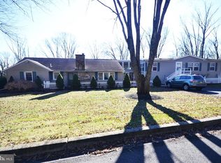 108 Hillcrest Ave, Schwenksville, PA 19473
