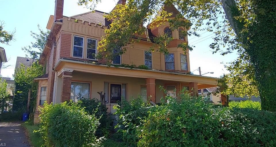 9902 South Blvd, Cleveland, OH 44108 Zillow