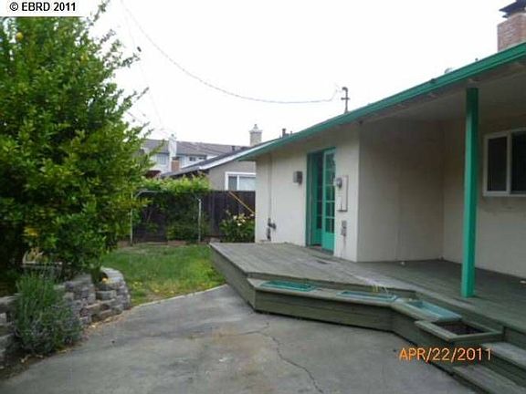 5th image of 1725 Coralee Dr