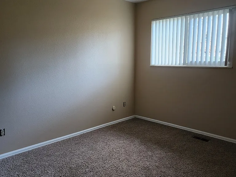 5875 Del Paz Dr — Photo 8