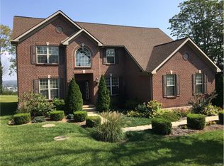 7281 Zeck Rd, Miamisburg, OH 45342