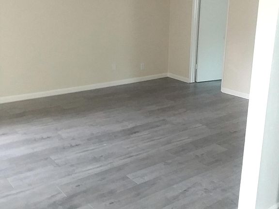 4th image of 3533 Keystone Ave #1201