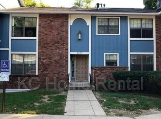 8135 Holmes Rd APT B201, Kansas City, MO 64131