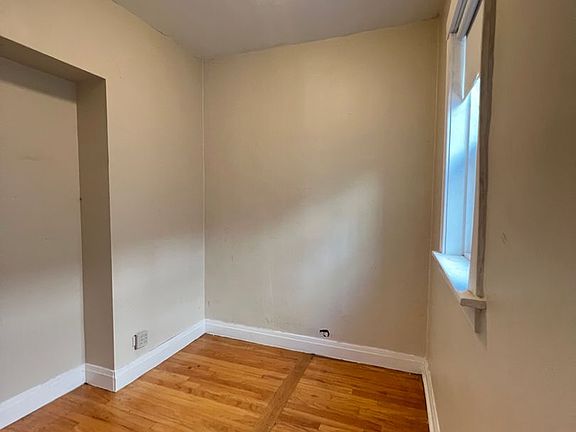 3rd image of 5002 N Springfield Ave #3902-1B