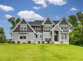 2275 Century Ave S, Woodbury, MN 55125