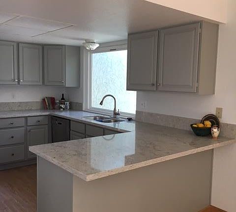 5th image of 512 Vivienne Dr