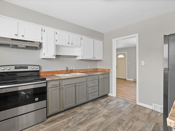 rapid-city-south-dakota-218881116 picture