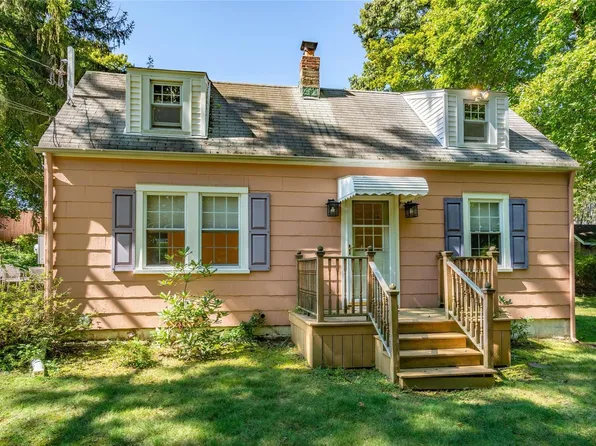 121 Church Street, Northport, NY 11768