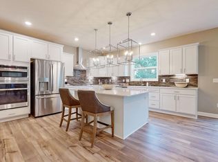 7228 Auburn Ln, Inver Grove Heights, MN 55077