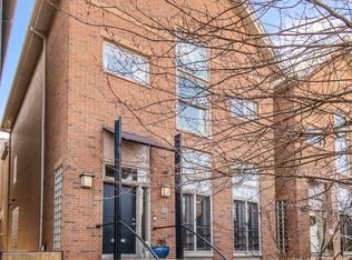 1941 W Bloomingdale Ave, Chicago, IL 60622