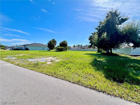 3rd image of 299 NW 2nd Ave