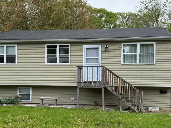 211 Roanoak Avenue, Windham, CT 06226