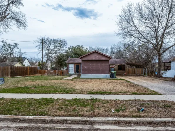 302 Clark St, Italy, TX 76651