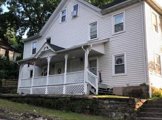 4 Underwood St APT 3, Saugerties, NY 12477