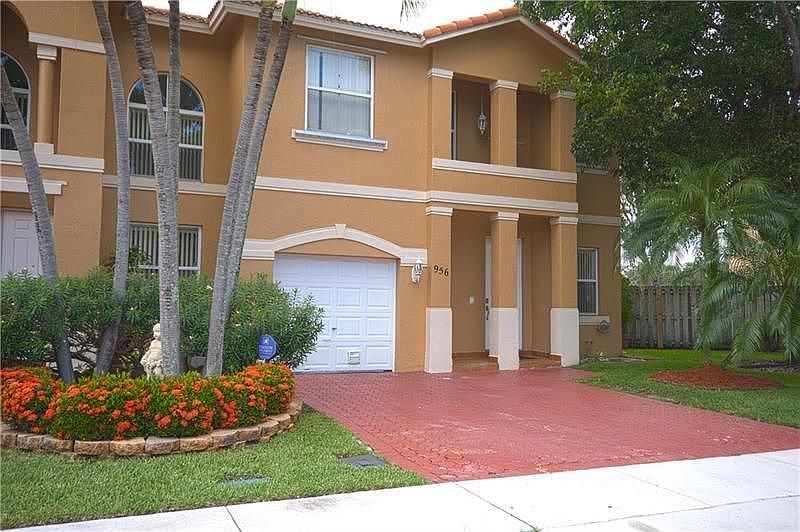 1st image of 956 NW 135th Ter
