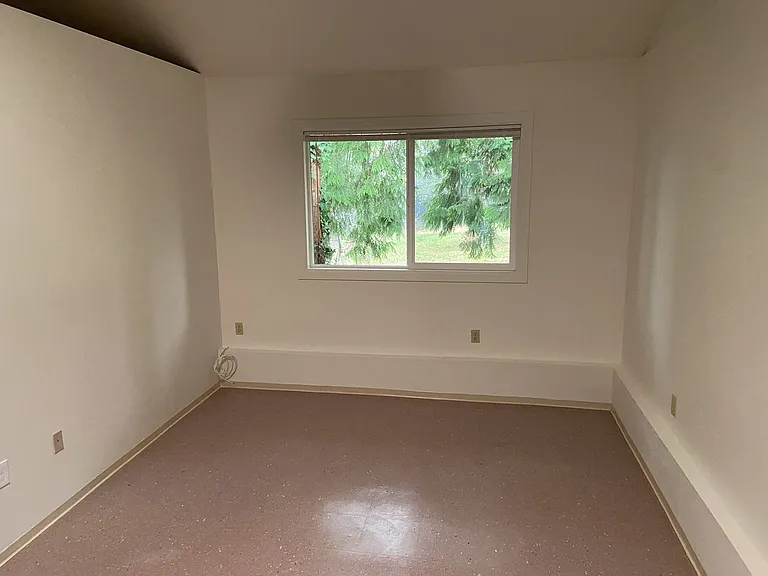5543 SE Gill St — Photo 11