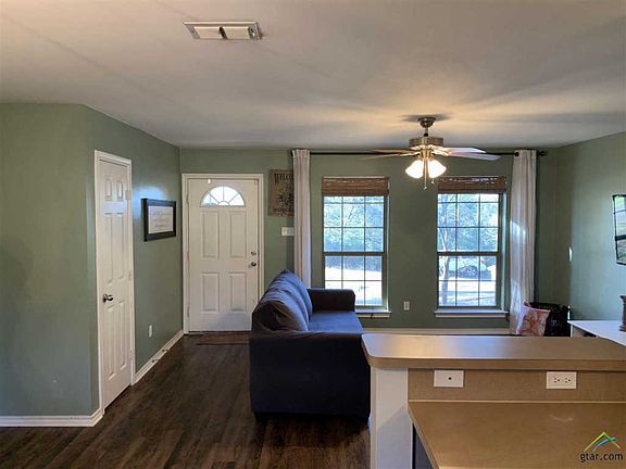 3rd image of 5155 Elaine Dr