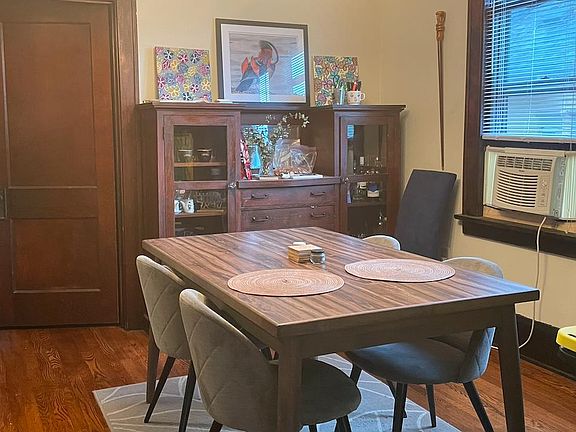 3rd image of 1598 Dayton Ave #5