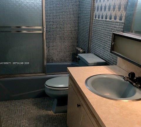 3rd image of 2855 Leonard Dr APT H606