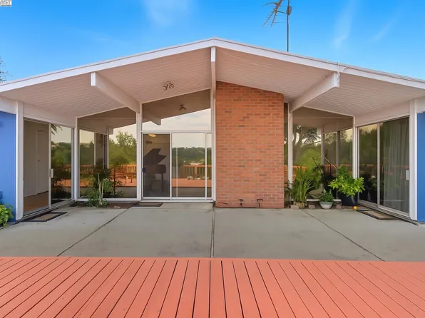 5605 Greenridge Rd, Castro Valley, CA 94552