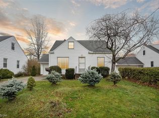 885 E 248th St, Euclid, OH 44123