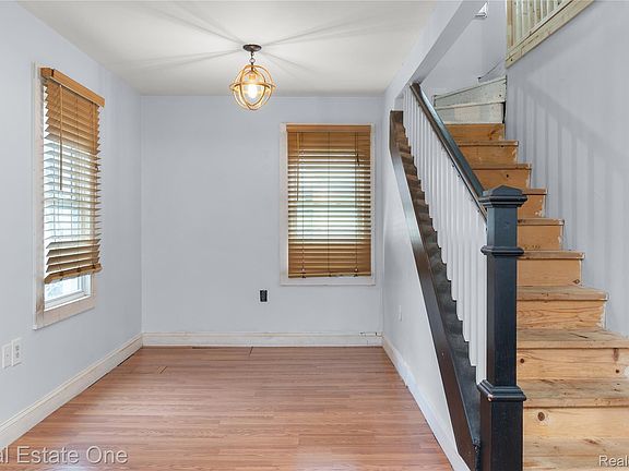 5th image of 26170 Wick Rd