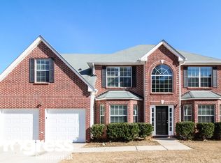 6152 Redtop Loop, Fairburn, GA 30213