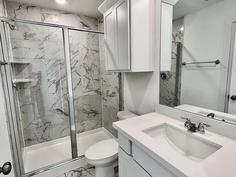 120 Green Knoll Ln — Photo 45