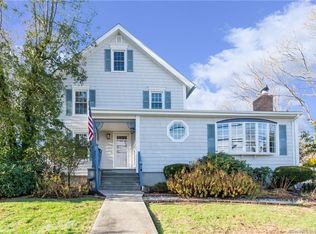 465 Shelton Rd #1, Trumbull, CT 06611