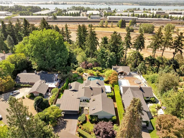 3617 Wauna Vista Dr, Vancouver, WA 98661