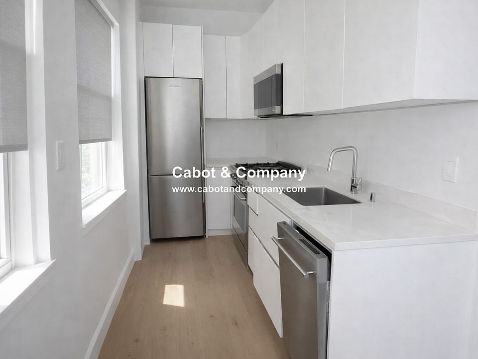 2nd image of 112 Myrtle St #1A