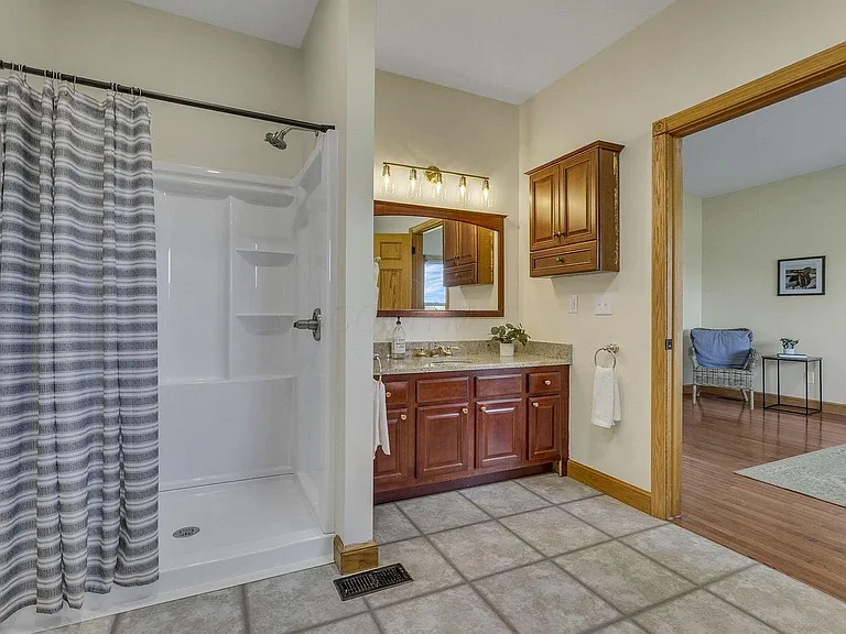 2453 Ryan Rd SE — Photo 24
