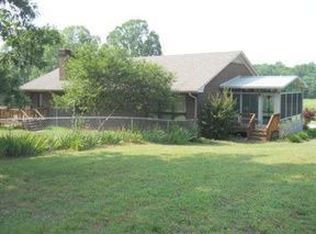 1532 Yokley Rd, Thomasville, NC 27360