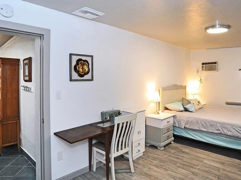 901 W Calle Ramona #1 — Photo 37