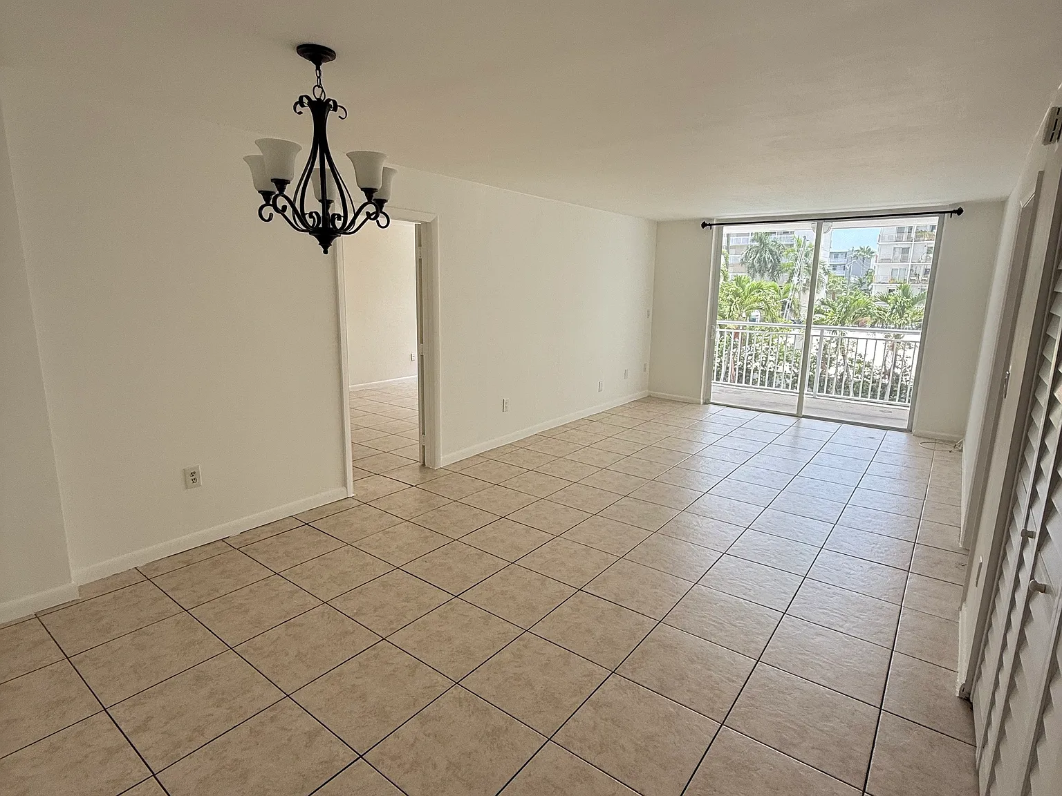 2 bed, 1065 sqft, $3,200 — Photo 1