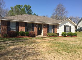 119 Irma Ln, Prattville, AL 36066