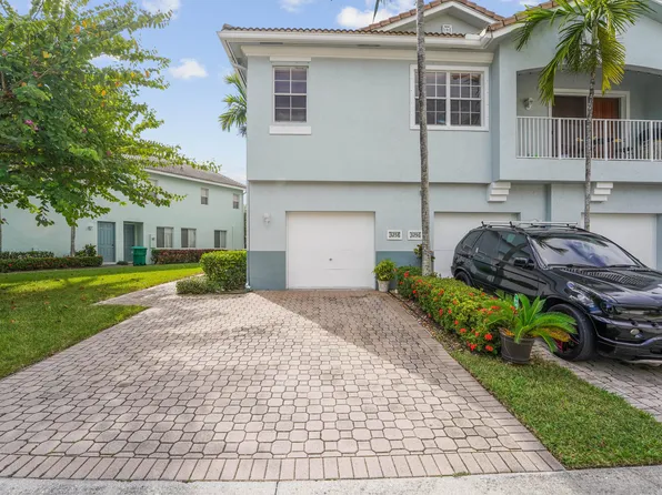 3258 Laurel Ridge Circle, Riviera Beach, FL 33404