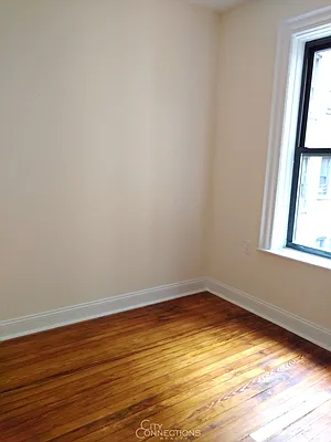 Rented by City Connections Realty | media 3