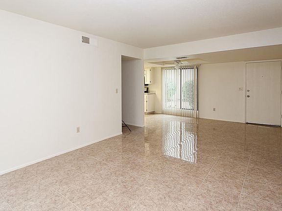 5th image of 3119 W Cochise Dr Unit 110