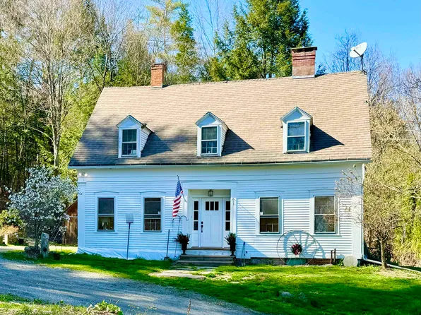 426 Missing Link Road, Rockingham, VT 05101-3014