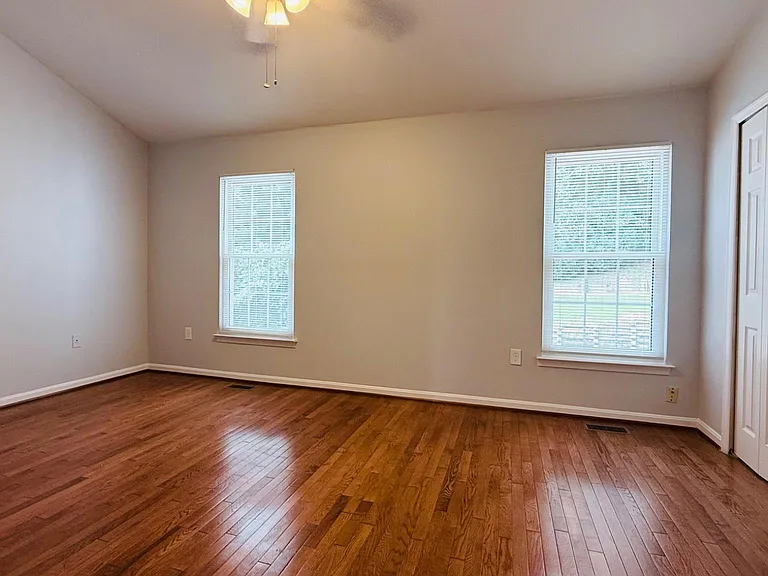 13042 Hunterbrook Dr — Photo 11
