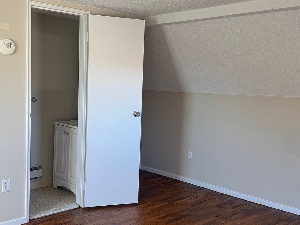 1st image of 2 Hackensack St #8