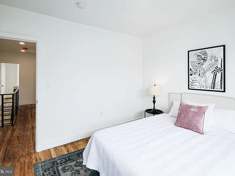 1424 S Marston St — Photo 14