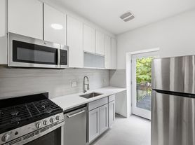 565 Chauncey St, Brooklyn, NY