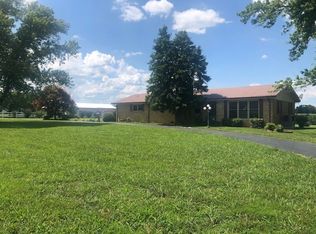 2411 Blue Spring Rd, Decherd, TN 37324